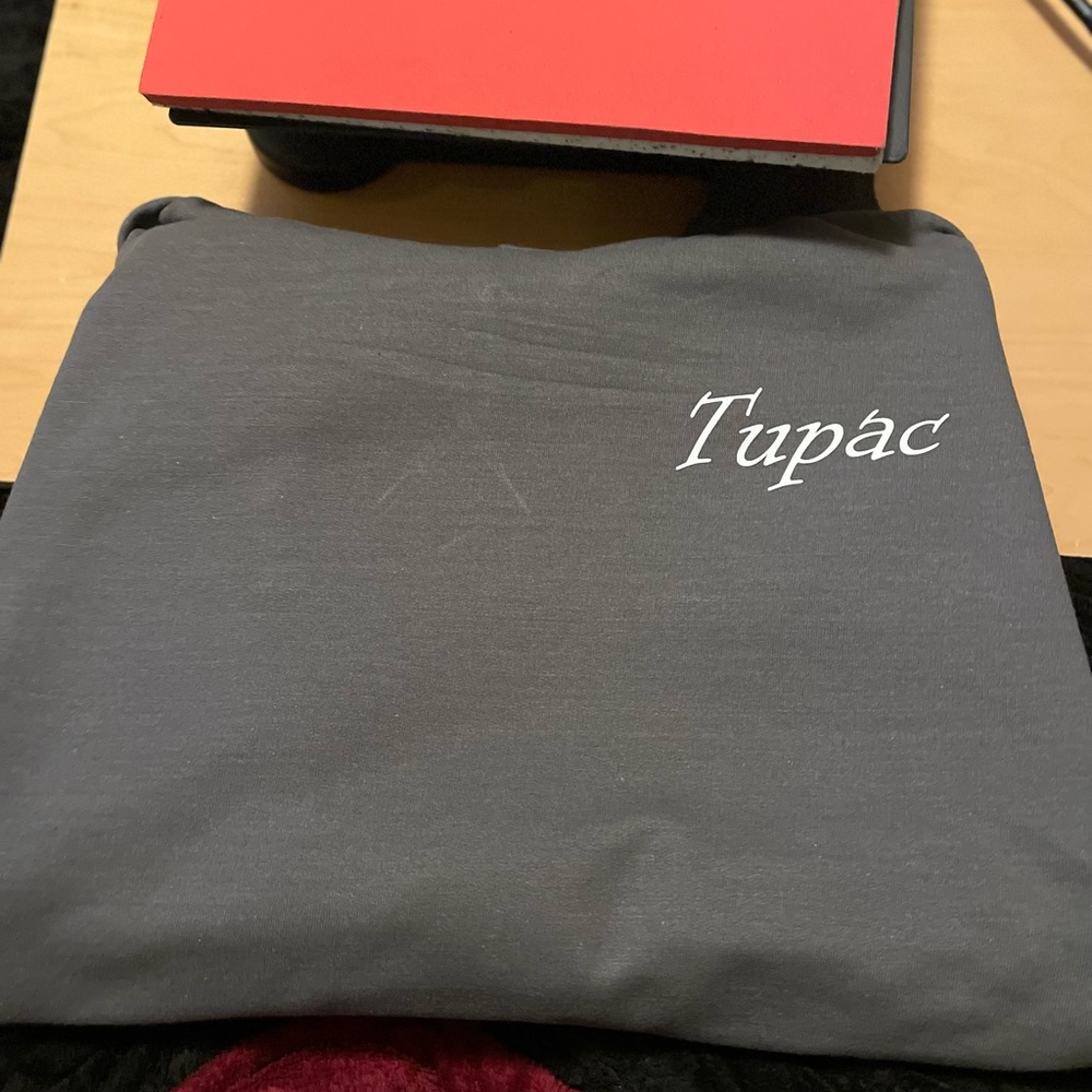 Tupac hoodie